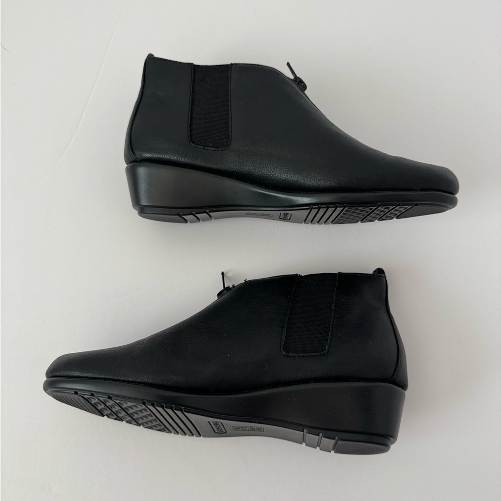 Aerosoles Allowance Ankle Boot Pointed Size 6 1/2 - Picture 3 of 8